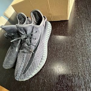 Yeezy Boost 350 V2 (Black Angel)